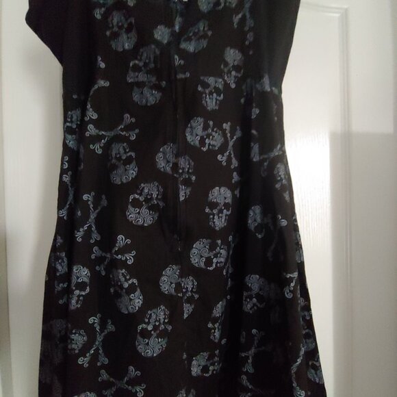 Tripp NYC Daang Goodman Skull Crossbones Whimsy Goth Grunge Dress Vampy - Picture 10 of 13